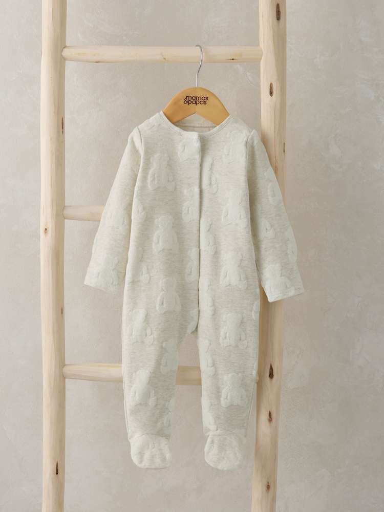 Pijama tipo pelele con diseño de oso marrón texturizado 100 % algodón de Mamas & Papas - Imagen 7 de 7