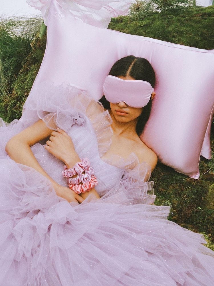 Slip 100% Pure Silk Standard Pillowcase - Image 5 of 5 Slip 100% Pure Silk Standard Pillowcase - Image 5 of 5