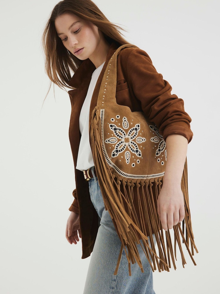 Кожаная сумка через плечо с вышивкой ришелье и бахромой River Island - Image 6 of 6