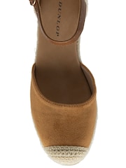 Dunlop Brown Wedge Shoes - Image 4 of 4