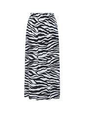 Kaffe Kaedita Amber Printed A-Line Black Skirt - Image 5 of 6