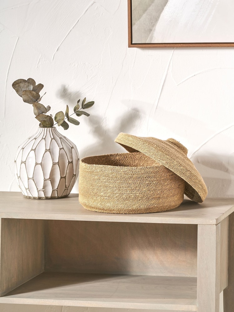 Pacific Lifestyle Natural Seagrass Lidded Round Basket - Image 2 of 10