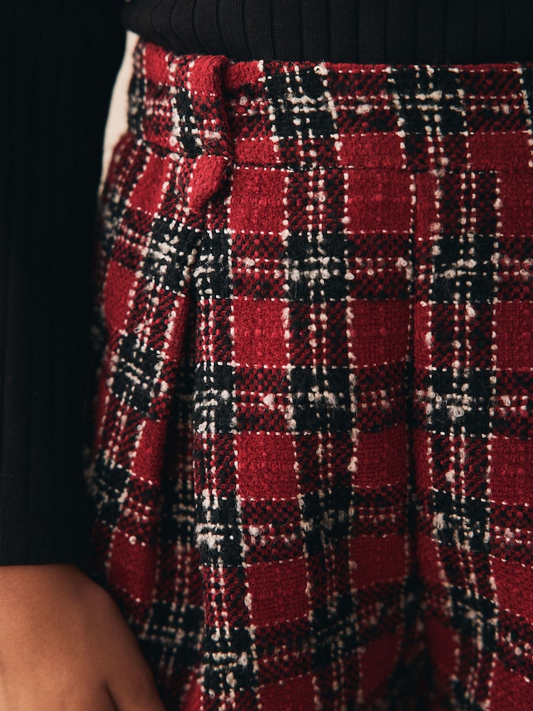Red Pleat Front Shorts (3-16yrs) - Image 4 of 4