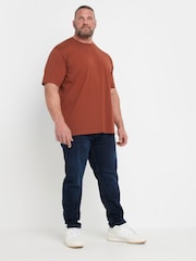 Червоний - BadRhino Big & Tall Soft Touch T-Shirt - Image 3 of 7