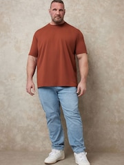 Червоний - BadRhino Big & Tall Soft Touch T-Shirt - Image 4 of 7