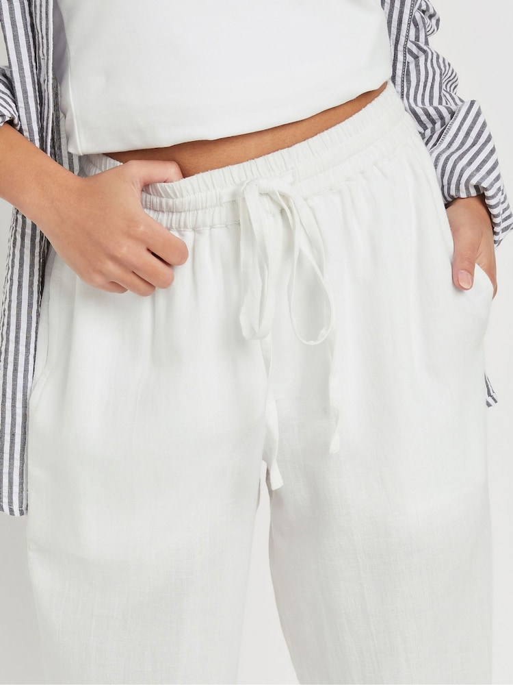 PixieGirl Petite White Wide Leg Trousers - Image 4 of 5