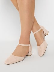 ניוד - Yours Curve Extra-Wide Fit Two Part Mary-Jane Pumps - תמונה 1 מתוך 5