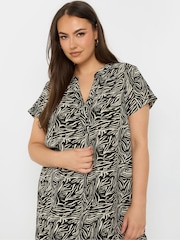 Yours Curve Black Pleat Front Detail Tunic Dress - Image 8 of 9