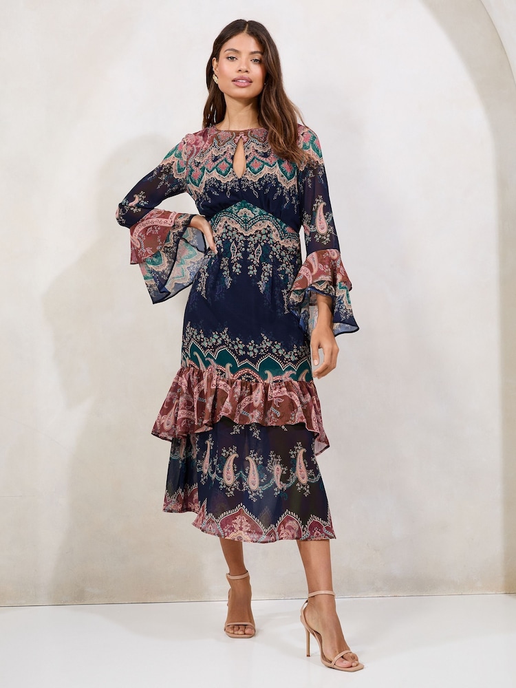 Lipsy – Placement – bedrucktes Midikleid mit Trompetenärmeln und Rüschendetail - Bild 1 von 4