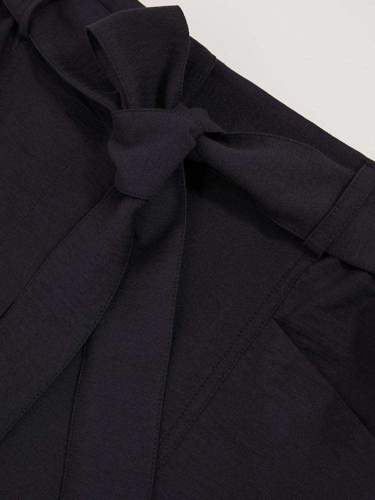 Reiss Navy Avril Belted Button Tab Shorts - Image 5 of 5