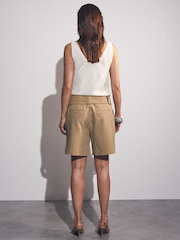 Reiss Camel Harper Cotton-Blend Belted Shorts With Linen - Image 4 of 6