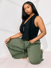 Yours Curve Green Chambray Pull On Wide Leg Trousers - Image 2 of 5
