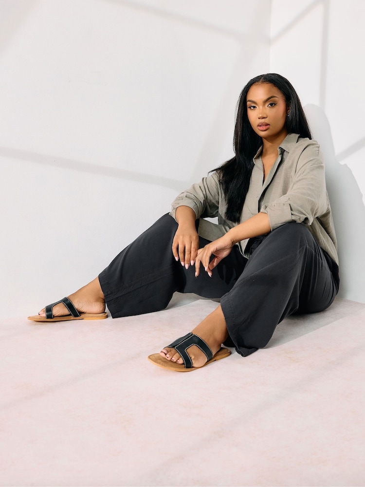 Yours Curve Black Chambray Pull On Wide Leg Trousers - Image 2 of 5