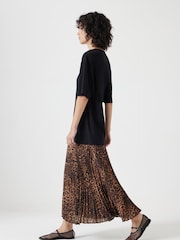 Hush Animal Esme Short Sleeve Pleated Midi Dress - Image 4 of 6