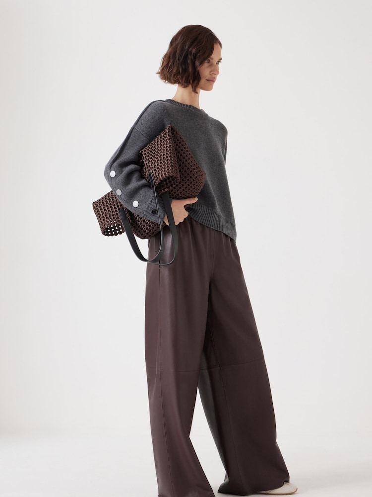 بني - Hush Satin Weave Tote Bag - صورة 2 من 7