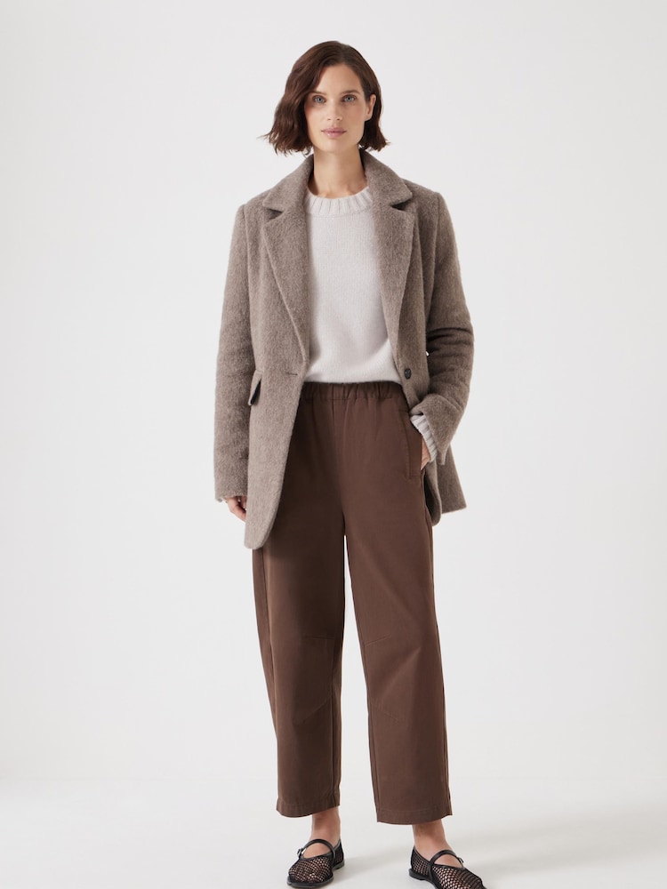 Braun - Hush Jack Barrel Leg Pull On Trousers - Bild 1 von 5 Braun - Hush Jack Barrel Leg Pull On Trousers - Bild 1 von 5