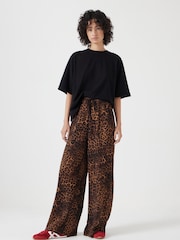 Hush Black Romina Heavyweight 100% Cotton T-Shirt - Image 2 of 5