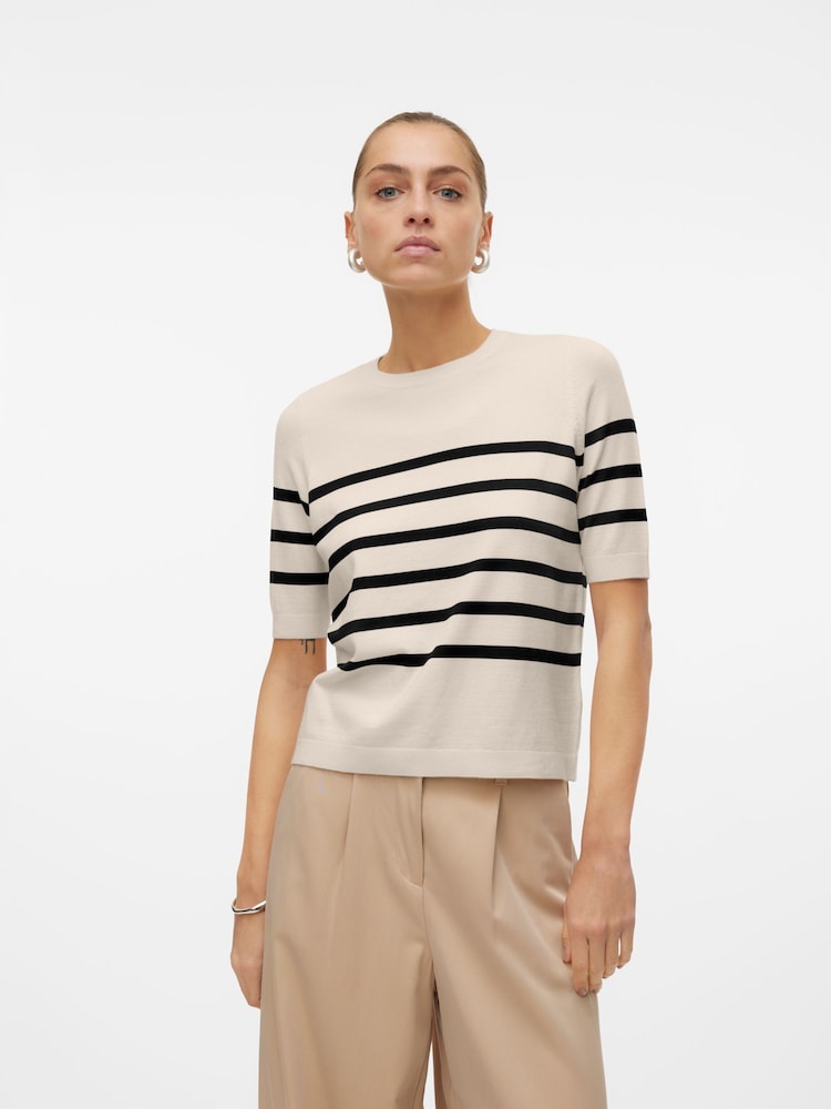 VERO MODA Cream Short Sleeve Round Neck Jumper - Image 2 of 5
