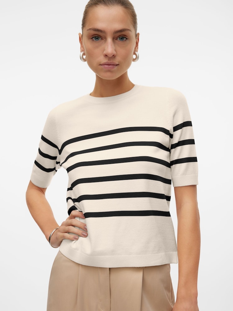VERO MODA Cream Short Sleeve Round Neck Jumper - Image 4 of 5