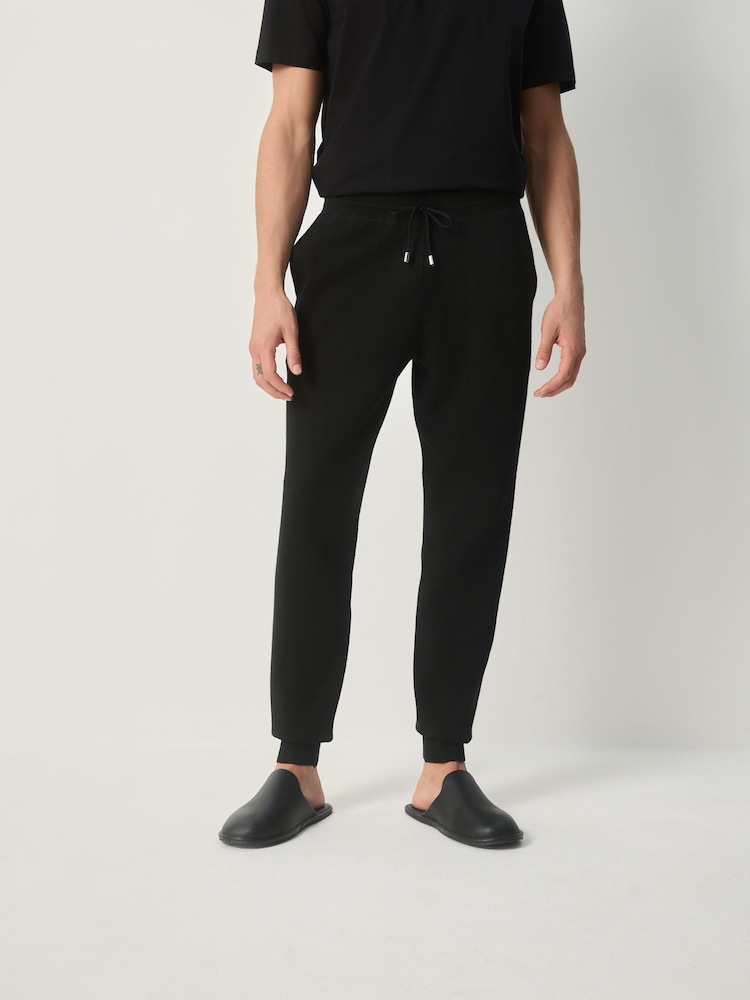 Schwarz - Premium Mid Weight Knitted Joggers - Bild 1 von 8