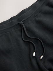 Schwarz - Premium Mid Weight Knitted Joggers - Bild 6 von 8