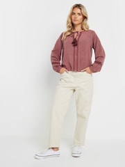 M&Co Petite Acid Wash Trim Insert Boho Blouse - Imagen 2 de 6