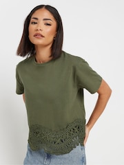 Verde - PixieGirl Petite Crochet Hem 100% Cotton T-Shirt - Imagen 1 de 5