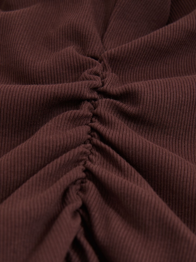 Reiss Chocolate Trudy Ribbed Ruched Waist Vest - Image 6 of 6