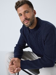 Mornarsko modra - Pleten pulover v standardnem kroju Aran z okroglim ovratnikom iz volne - Slika 6 iz 9