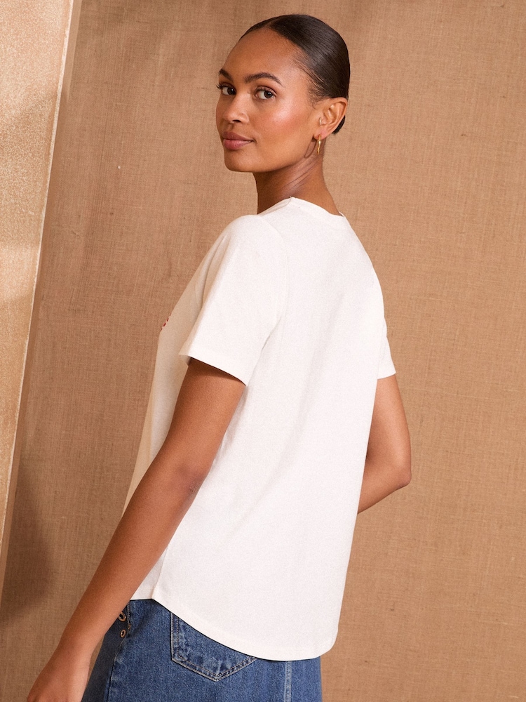 Love & Roses Ivory Pairs Heart Slogan Jersey T-Shirt - Image 4 of 4