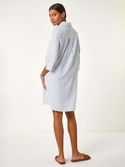 Vestido camisa listrado romano - Imagem 2 de 5