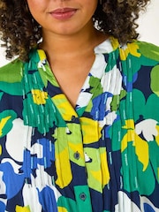 Roman Green Curve Floral Print Pintuck Blouse - Image 5 of 5