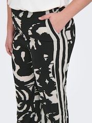 ONLY Curve Black Printed Wide Leg Trousers - Image 5 of 7