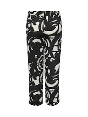 ONLY Curve Black Printed Wide Leg Trousers - Image 7 of 7