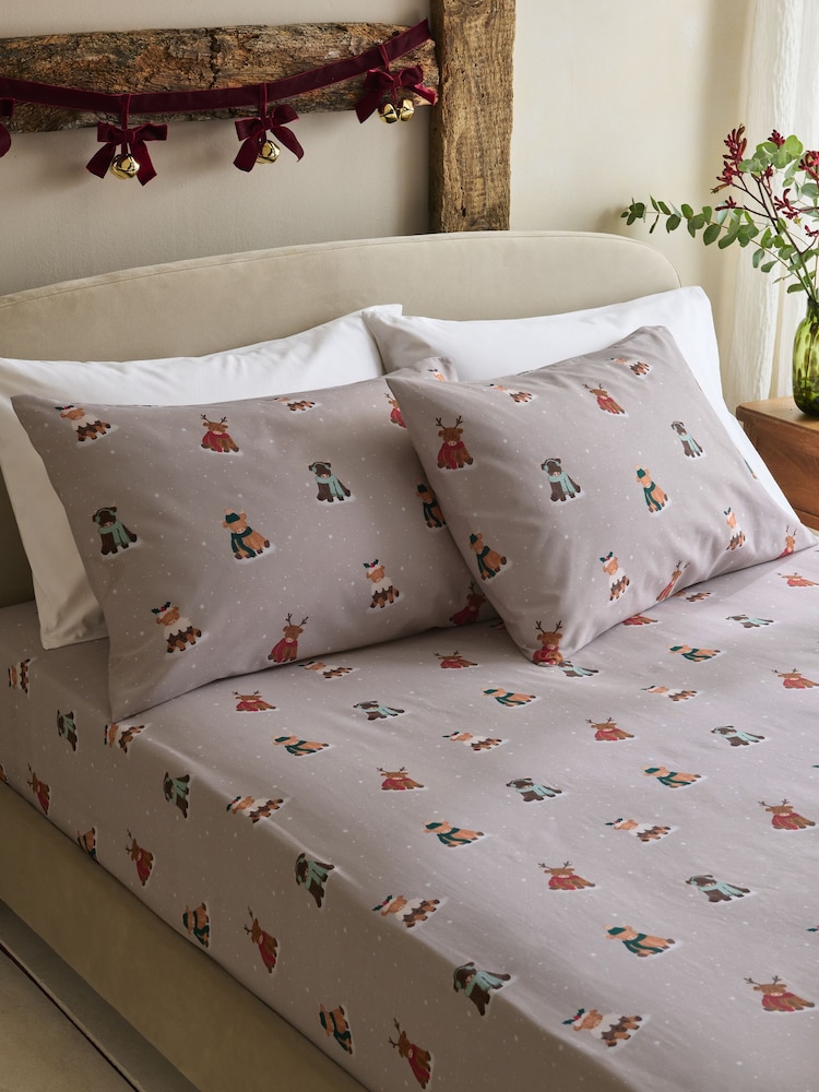 Natural Hamish Christmas Fitted Sheet and Pillowcase Set - Image 1 of 2