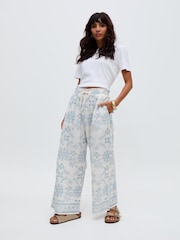 Raffya Cream Cherice 100% Cotton Trousers - Image 3 of 5