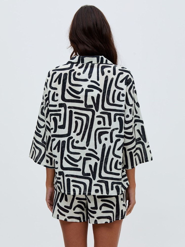 Raffya Black Warhole 100% Cotton Shorts - Image 2 of 2