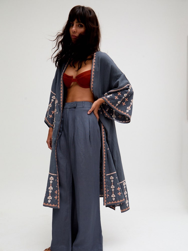 Raffya Light Grey Grey Edge To Edge Embroidered 100% Cotton Kimono - Image 4 of 5