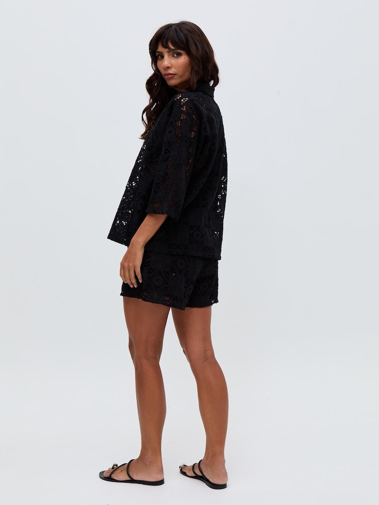 Raffya Shelli Cut Out Embrodiered Co-Ord 100% Cotton Shirt - Imagen 2 de 4