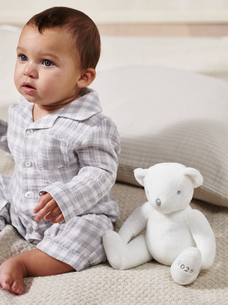 The White Company 2025 Dated Bear - Image 2 of 7 The White Company 2025 Dated Bear - Image 2 of 7