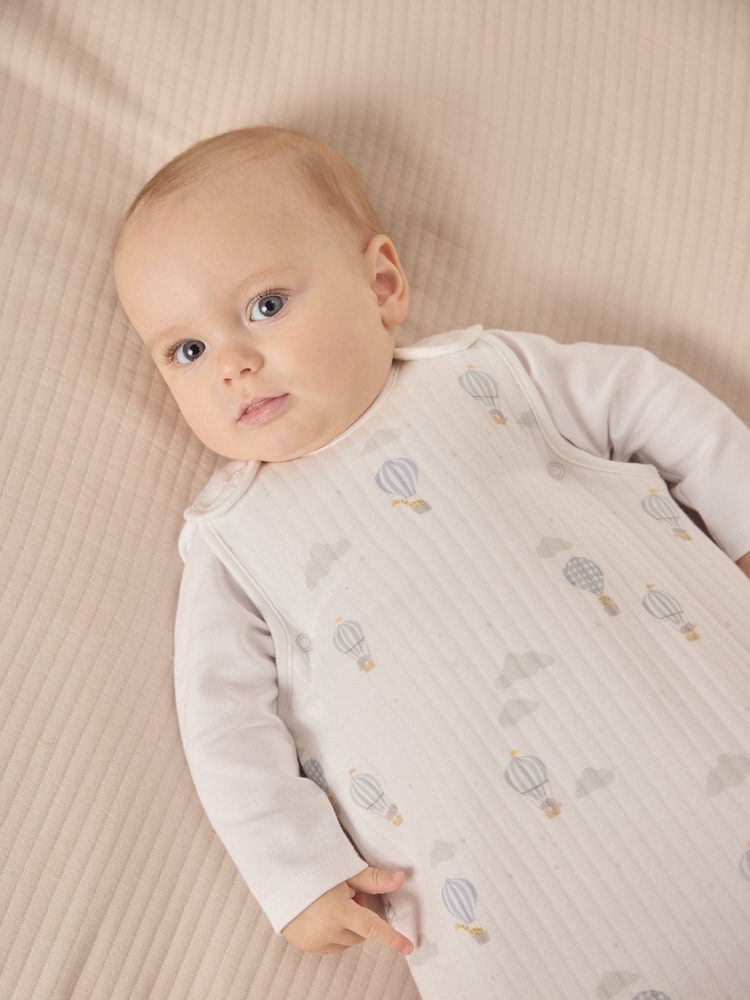The White Company Up In The Air White Sleeping Bag 2.5 Tog - Image 2 of 5