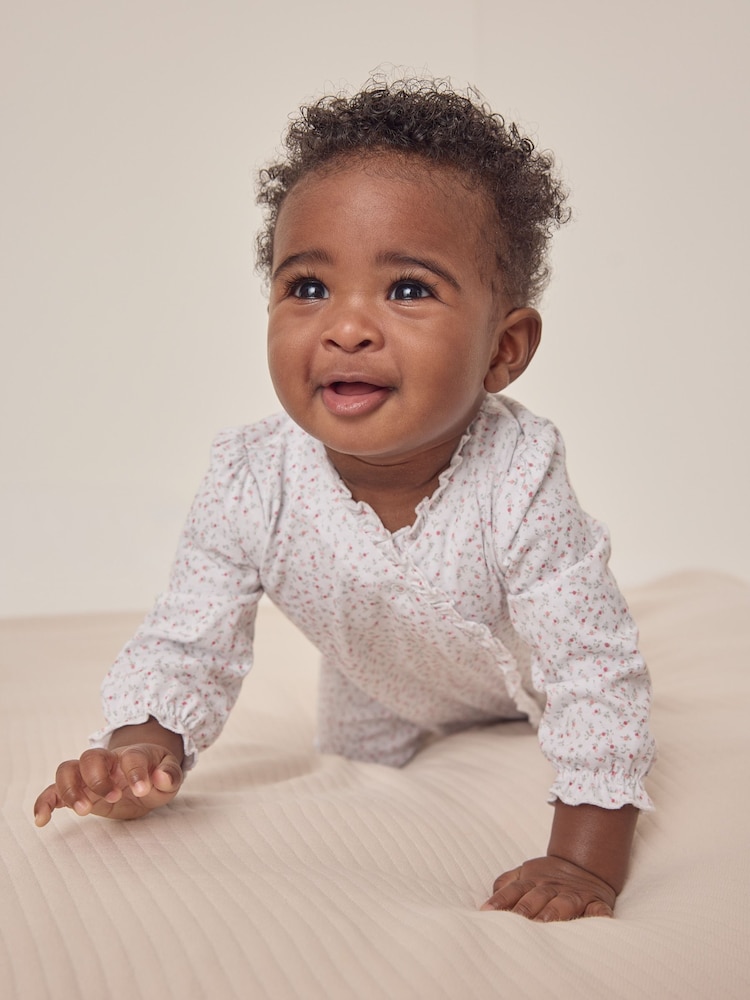 The White Company 100%  Cotton Spring Berries Frill Wrap White Sleepsuit - Image 2 of 5