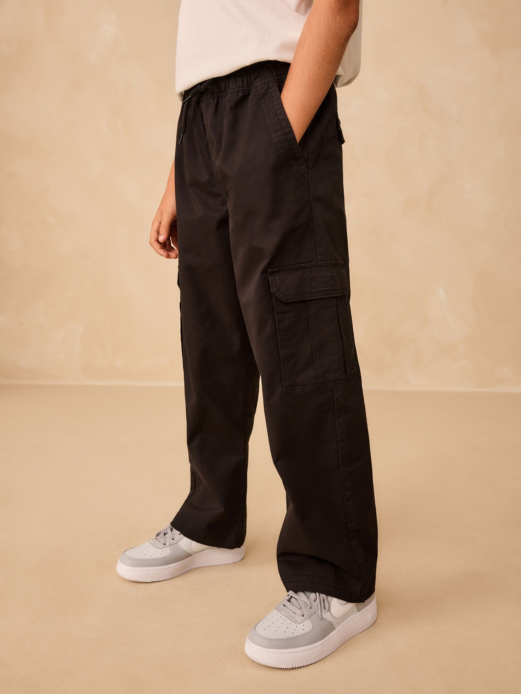 パンツ GOOD ENOUGH Black Wide Cargo Pants F68737s.jpg