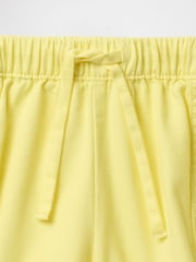 Galben - Pantaloni scurți Gap UltraSoft cu talie elastică (6luni-5ani) - Imaginea 4 din 4