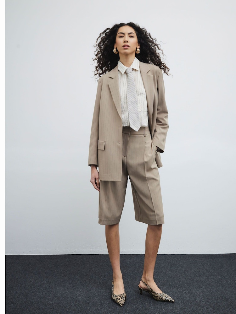 River Island Brown Tailored Shorts - Image 5 of 8