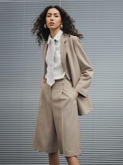 River Island Brown Tailored Shorts - Image 6 of 8