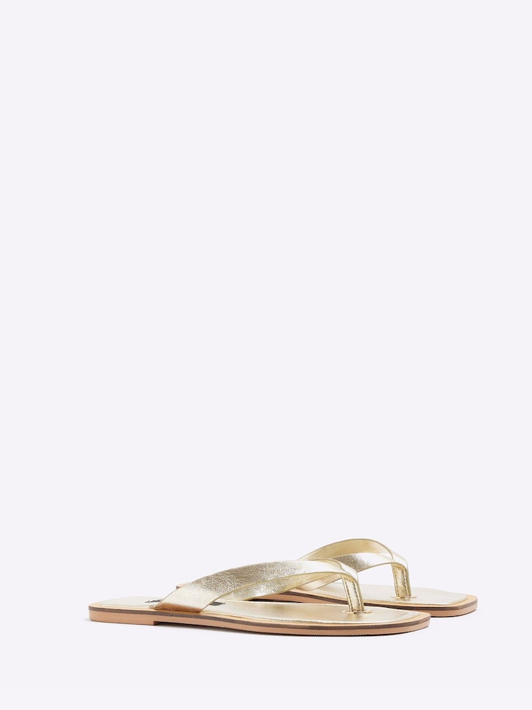 River Island Gold Leather Toe Thong Flat Sandals - Image 3 of 6