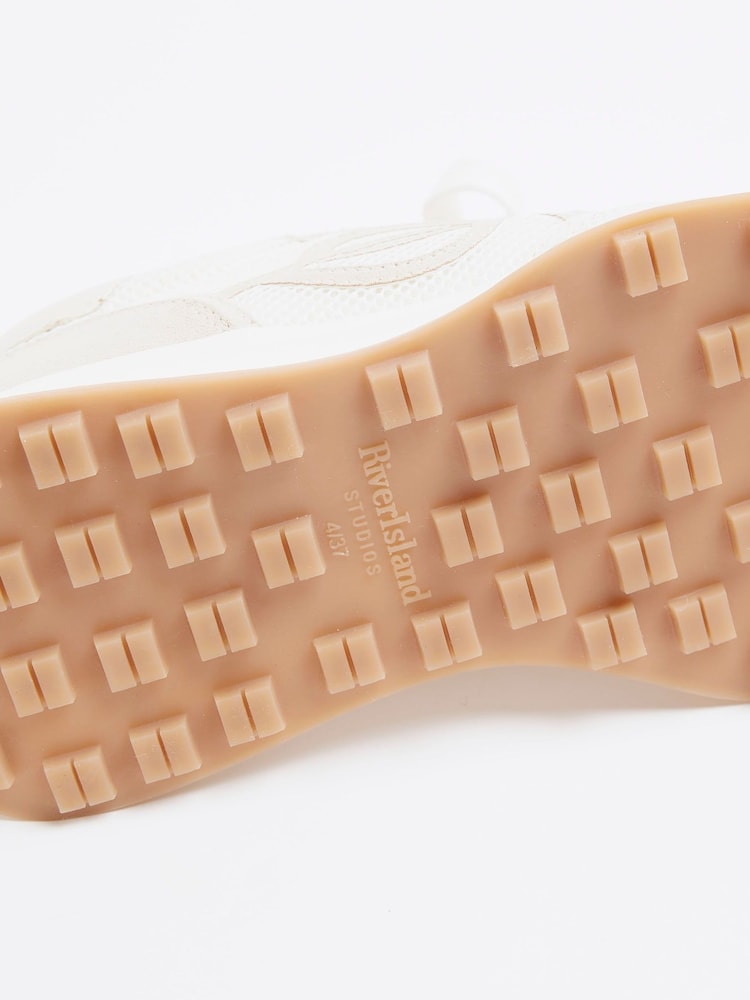 Crema - River Island Mix Mesh Runner Trainers - Imagen 6 de 6