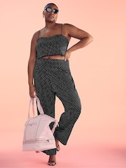 Victoria's Secret Iconic Stripe Pink Weekender Bag - Image 4 of 4