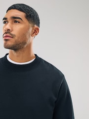 Preto - Ajuste regular - Moletom Crew com Capuz em Algodão Pesado e Rico - Imagem 1 de 7